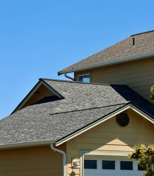 Best Roof Moss and Algae Removal  in Angwin, CA